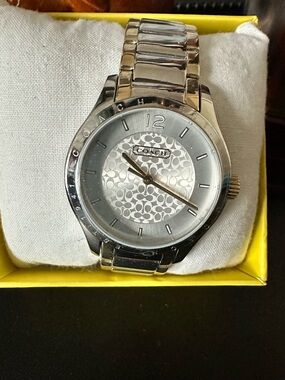 Coach Silver Men's Stainless Steel Logo Dial Watch